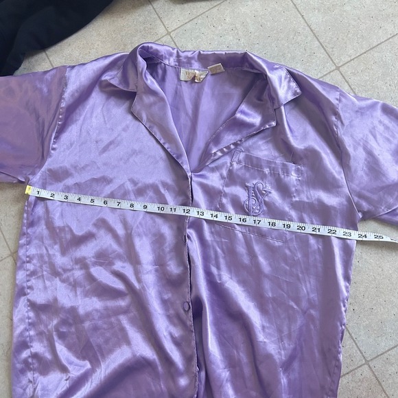 Vintage Victoria's Secret Lavender Satin Button Down Sleep Shirt Y2k - Large - Picture 6 of 6